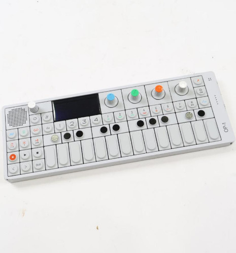 Teenage engineering 1 - teenage, op-1