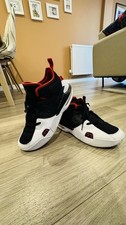 Jordan stay loyal - loyal, uk