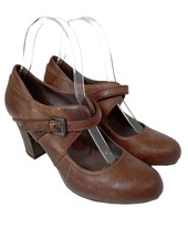 JANET & JANET Décolleté