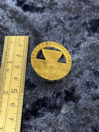 Austrian military badge ww1 - military,