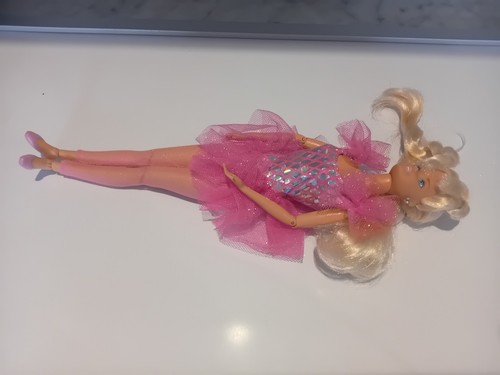Mattel 15086 barbie twirling - 15086,