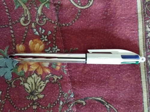 Penna multicolor bic argento