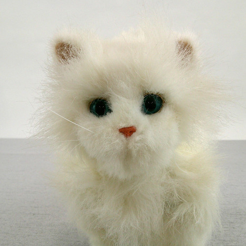 Hasbro furreal white persian - hasbro,