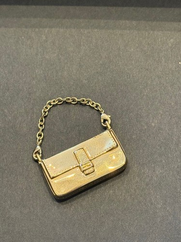 Fendi mamma secchiello charm - fendi,