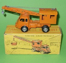 Camion gru CIJ / 3-81 Renault Camion Grue / in scatola