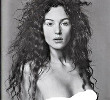 PHOTO  MONICA BELLUCCI ADRIANA