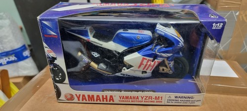 Yamaha yzr 2009 valentino - yzr, m1