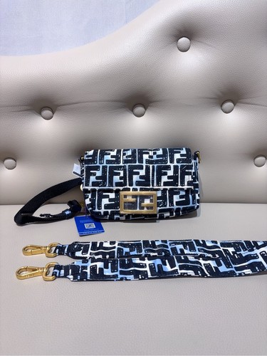 Fendi crossbody - fendi,