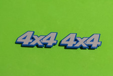 COPPIA TARGHETTE LATERALI  4x4 PANDA  141  84/03  MODANATURA  TARGHETTA STEMMA