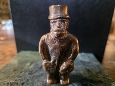 Statua scultura in bronzo