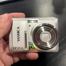 Yashica EZ-TP9 Digital Camera