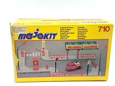 VINTAGE MAJOKIT MAJORETTE 710 SET # FG