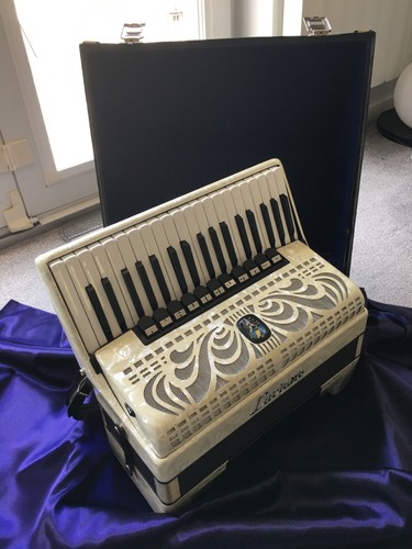 Luciano pianoforte fisarmonica