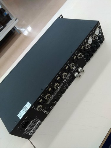 Focusrite liquido zaffiro - liquido, 56