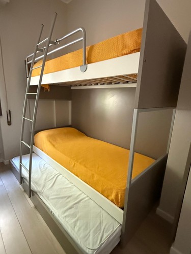 Moderno letto castello - moderno, a
