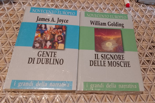 Lotto libri sigillati - lotto,