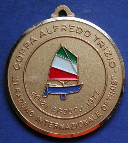 Medaglia coppa trizio 1977 - coppa,