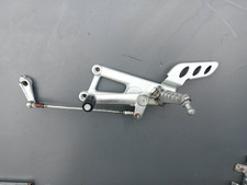 Platine repose pied avant