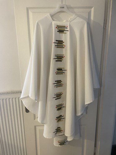 Chasuble - chasuble,
