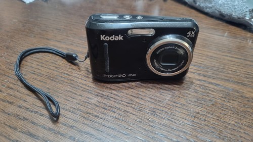 Fotocamera digitale compatta