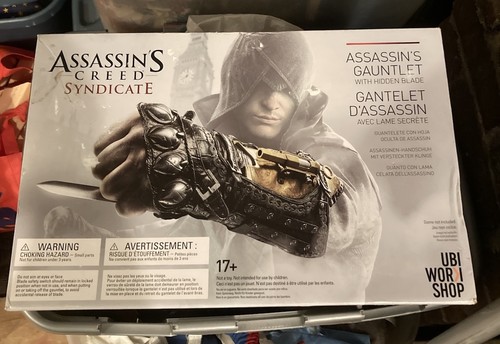 Assassin creed gauntlet - assassin's,