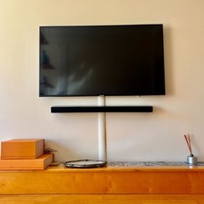 Samsung Smart TV 55" 4K LED Crystal UHD, HDR, 60Hz, AirPlay, Smart Hub