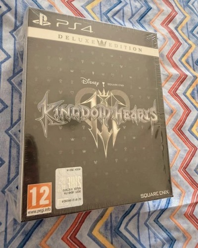 Kingdom hearts deluxe - hearts, 3