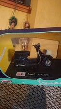 DIE CAST MAISTO - VESPA P150X