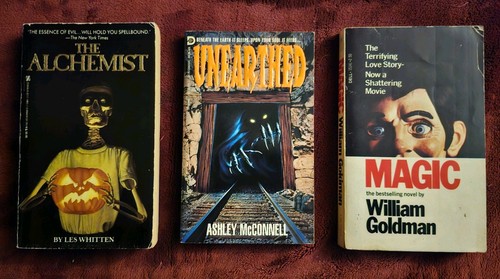 Paperbacks from hell lot - 3,