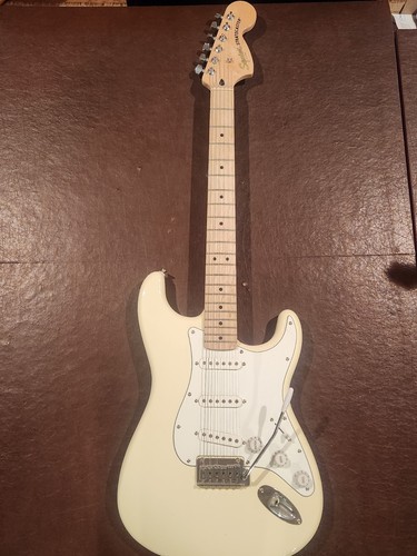 Fender squier affinity - fender,