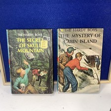 Hardy Boys, Lot Of 2 Copyright 1966, # 8 / 27
