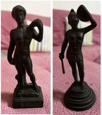 Statuette Sculture in bronzo antico David di Michelangelo-Gladiatore romano H 14