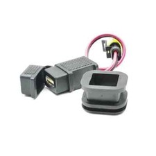 MOTO GUZZI V85 TT E4 E5+ STRADA TRAVEL PRESA USB 2S001450 NUOVA ORIGINALE