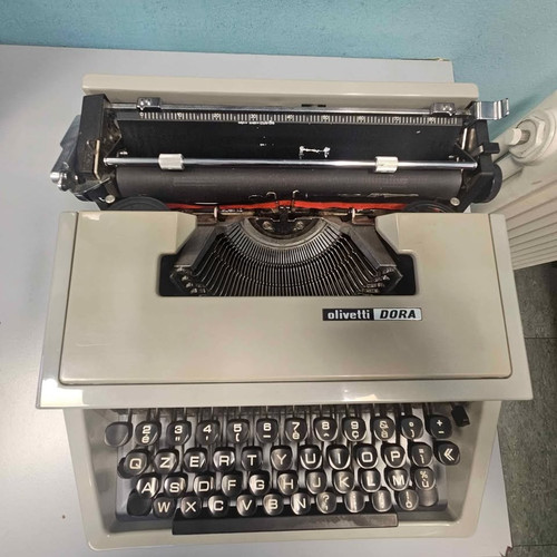 Macchina scrivere - da,
