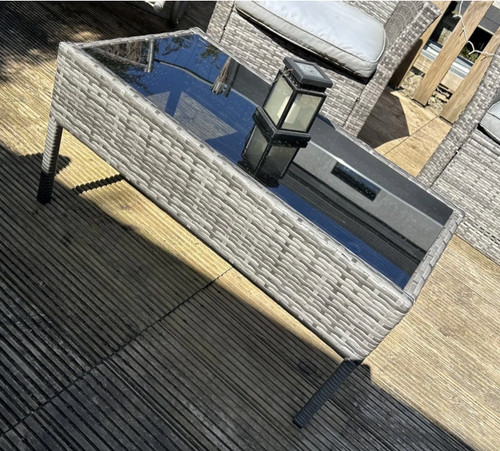 Grey rattan coffee - table, glass