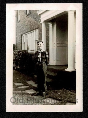 Happy boy scout uniforme - happy,