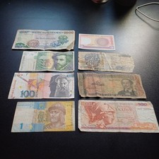 Vecchie Banconote Fuoricorso Mondiali Estero X 8 Paesi Diversi Lotto D 50