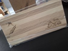 Tagliere Mulino Bianco Ferrero in legno di frassino naturale anno 2016 incartato