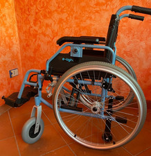 Sedia a rotelle Carrozzina