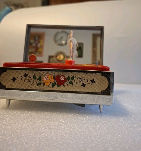 Carillon vintage lady - vintage,