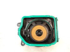 BMW 7 G11 G12 2018 subwoofer