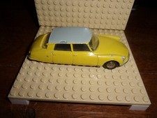 DINKY TOYS 24C CITROEN DS 19 Jaune toit Gris 1.43