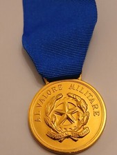 gold military value labar