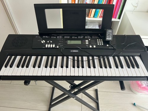 Pianola yamaha 220 - pianola, ez-220