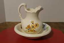 Bellissimo set brocca e lavabo