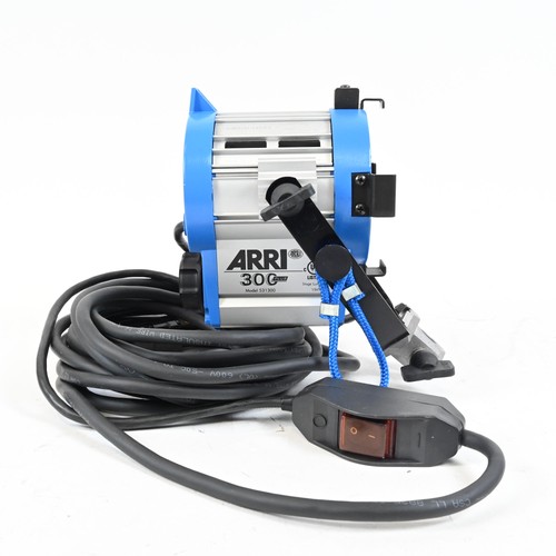 Arri 300 plus - 300, tungsteno