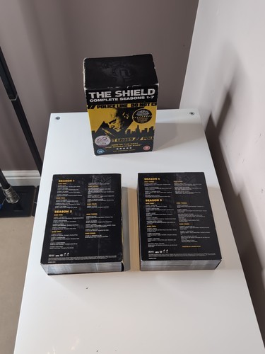 The shield series 1 - series, 1-7