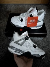 Nike Air Jordan 4 retrò