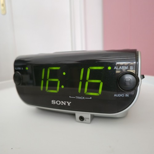 2004 sony dream machine - -,