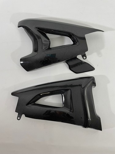 Parafango carbonio per moto - in,
